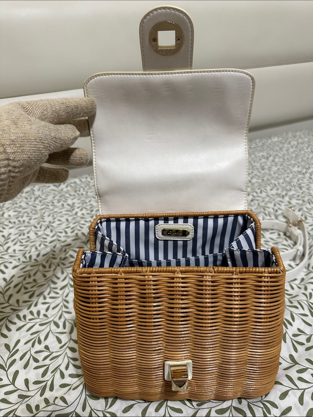 Diana Woven Top-Handle/Shoulder Bag - Picture 11 of 15